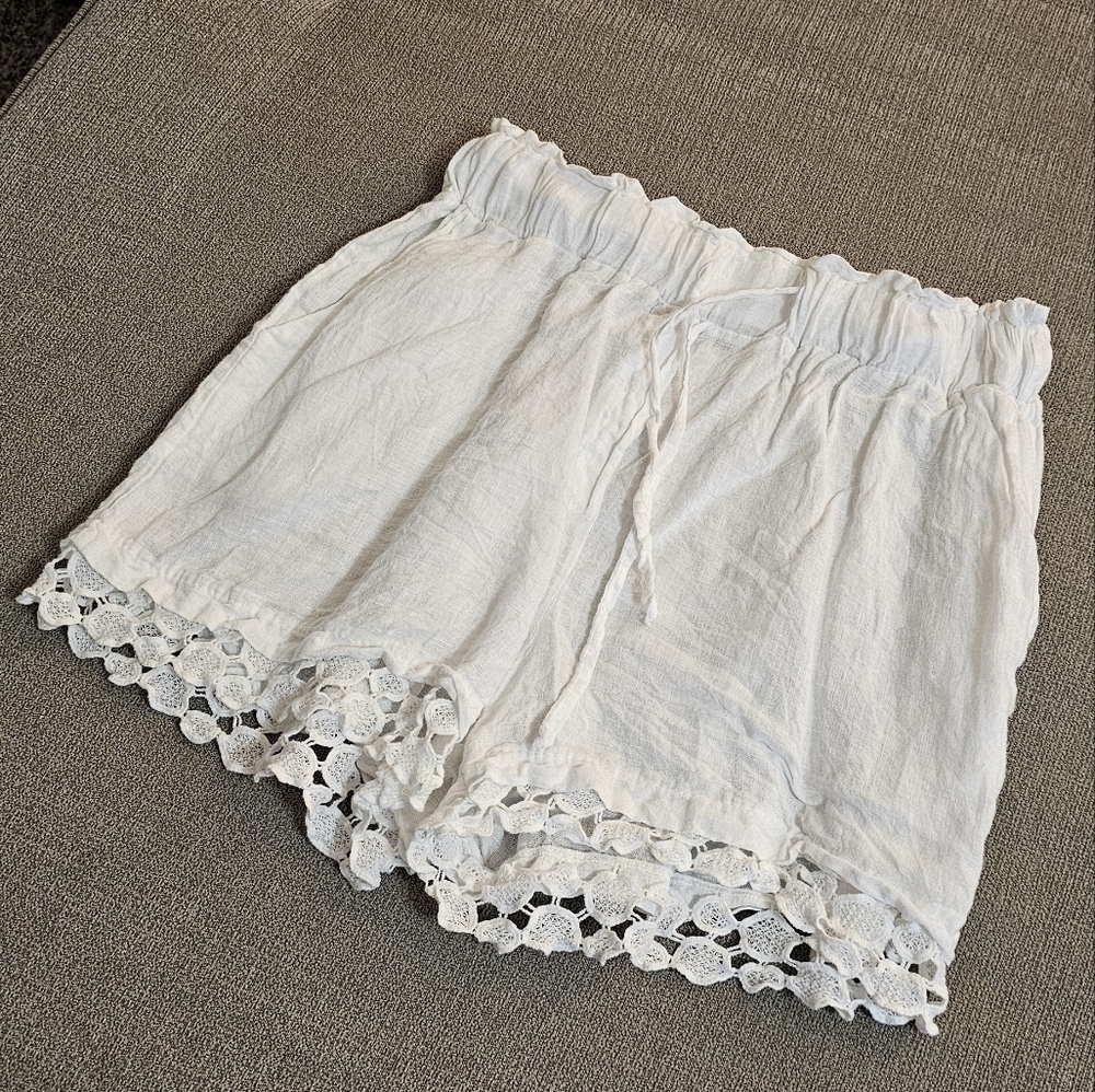 Valentina Naldi Linen Boho White Lace Trim High Rise Coastal Shorts Size 2 - Picture 2 of 6